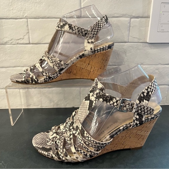 Isaac Mizrahi sz 8 Simmer2 snakeprint wedge sandals - Picture 14 of 16